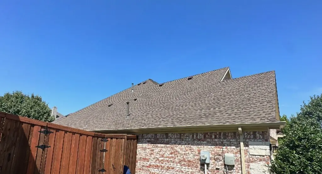Completed roof replacement project in Cromwell